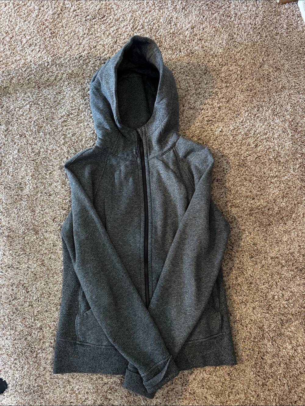 lululemon athletica Dark Gray Hooded Full-Zip Jacket, size 8.
